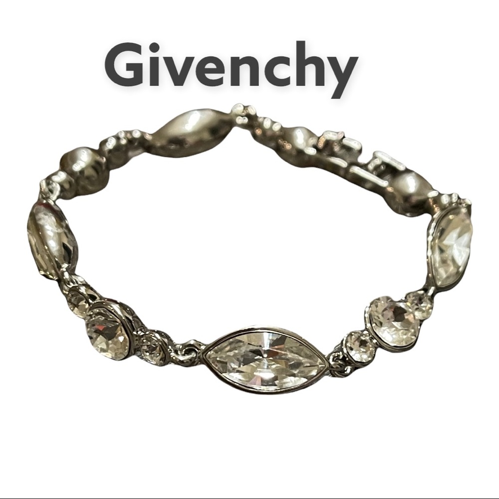 COPY - Gorgeous NWOT Givency Diamond Bracelet💎